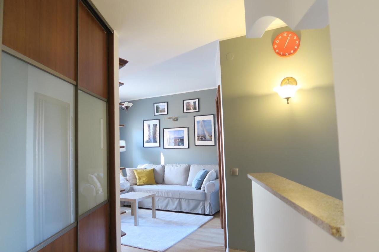 Apartament Geneva Warsaw Luaran gambar