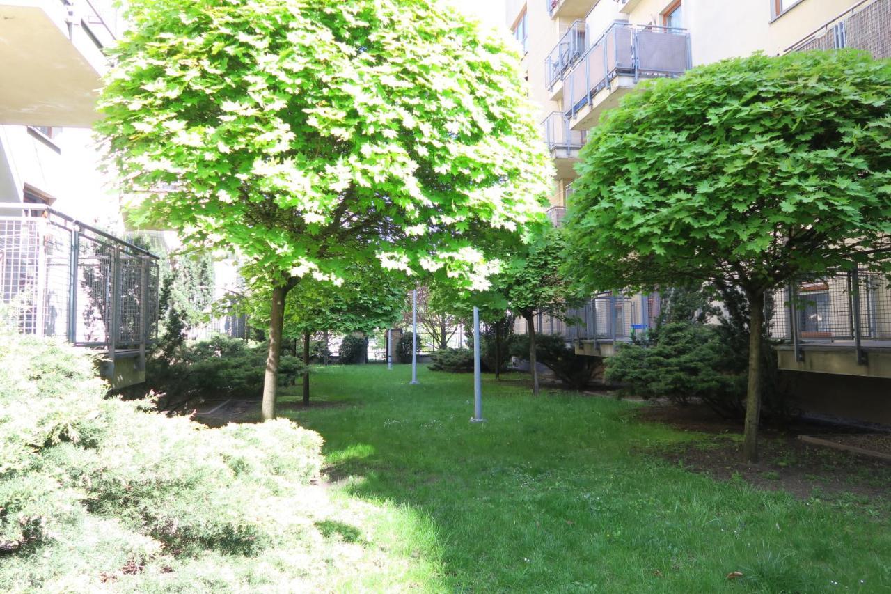 Apartament Geneva Warsaw Luaran gambar
